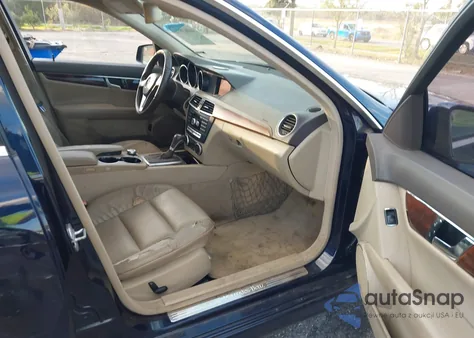 2013 Mercedes-Benz C 250 Luxury/Sport from USA, damaged, VIN WDDGF4HB7DA865676